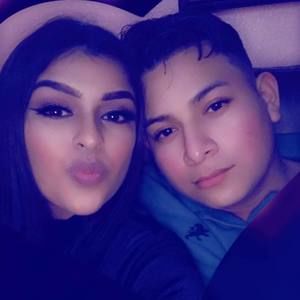 Meet your Posher, Mely